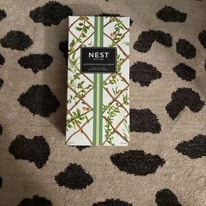 NEST Fragrances Santorini Olive & Citron Diffuser - Green and White